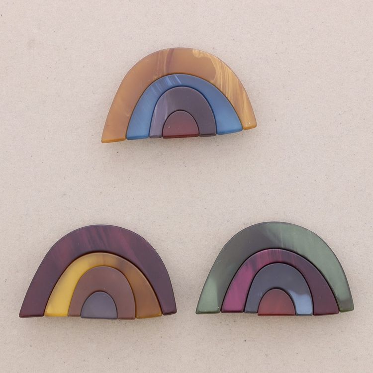 BROCHE FLOR ABSTRACTO RESINA 2