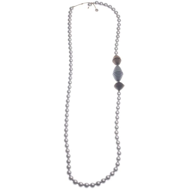 COLLAR LARGO BOLAS RESINA ANTELINA