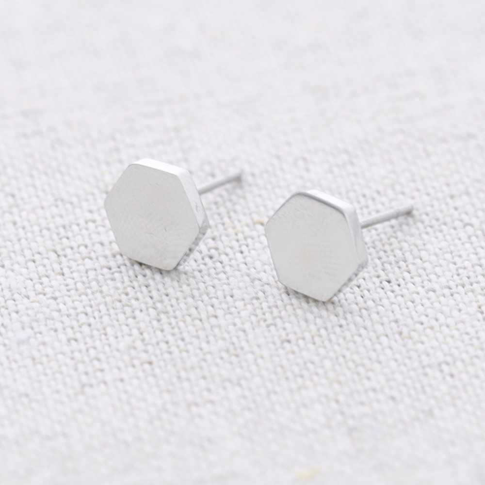 HEXAGONAL MEDAL STAINLESS STEEL EARRINGS