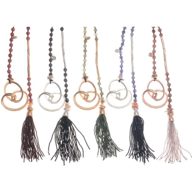 LONG STONE NECKLACE WITH FRINGE PENDANT