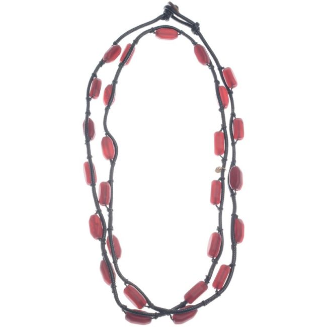 LONG NECKLACE WITH KNOTTED RESIN BEADS