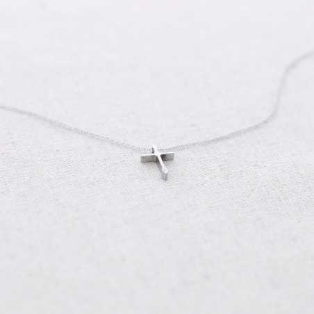 STEEL CROSS PENDANT SHORT NECKLACE