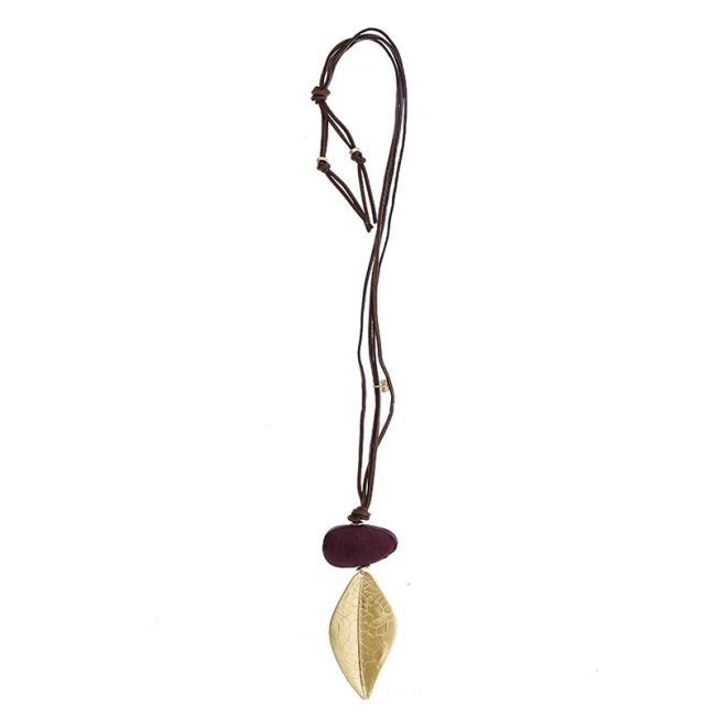 LONG SUEDE NECKLACE METAL LEAF PENDANT