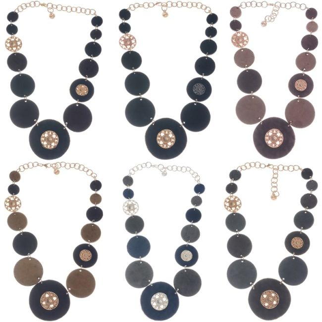 METAL LEATHER MEDALS SHORT NECKLACE