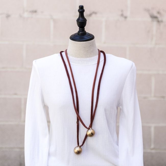 DOUBLE PENDANT BALLS LONG VELVET NECKLACE