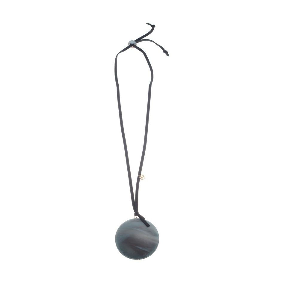 MATT RESIN CIRCULAR PENDANT LONG NECKLACE