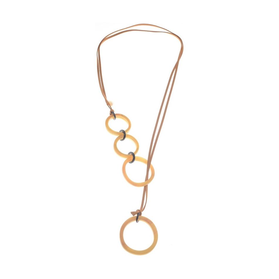 LONG NECKLACE WITH FOUR RESIN RINGS