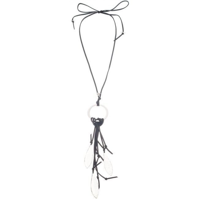 LONG NECKLACE WITH METAL RING PENDANT FRINGE LEAVES