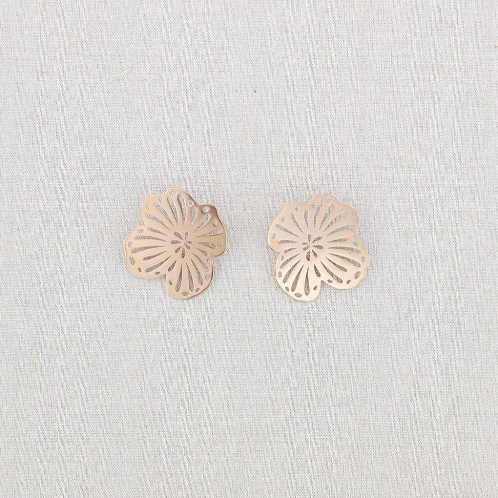 STEEL EARRINGS FRETWORK FLOWER