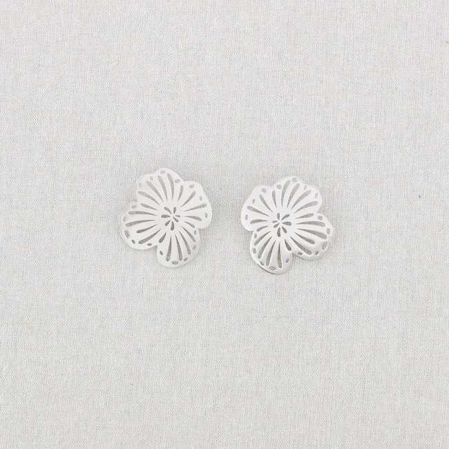 STEEL EARRINGS FRETWORK FLOWER