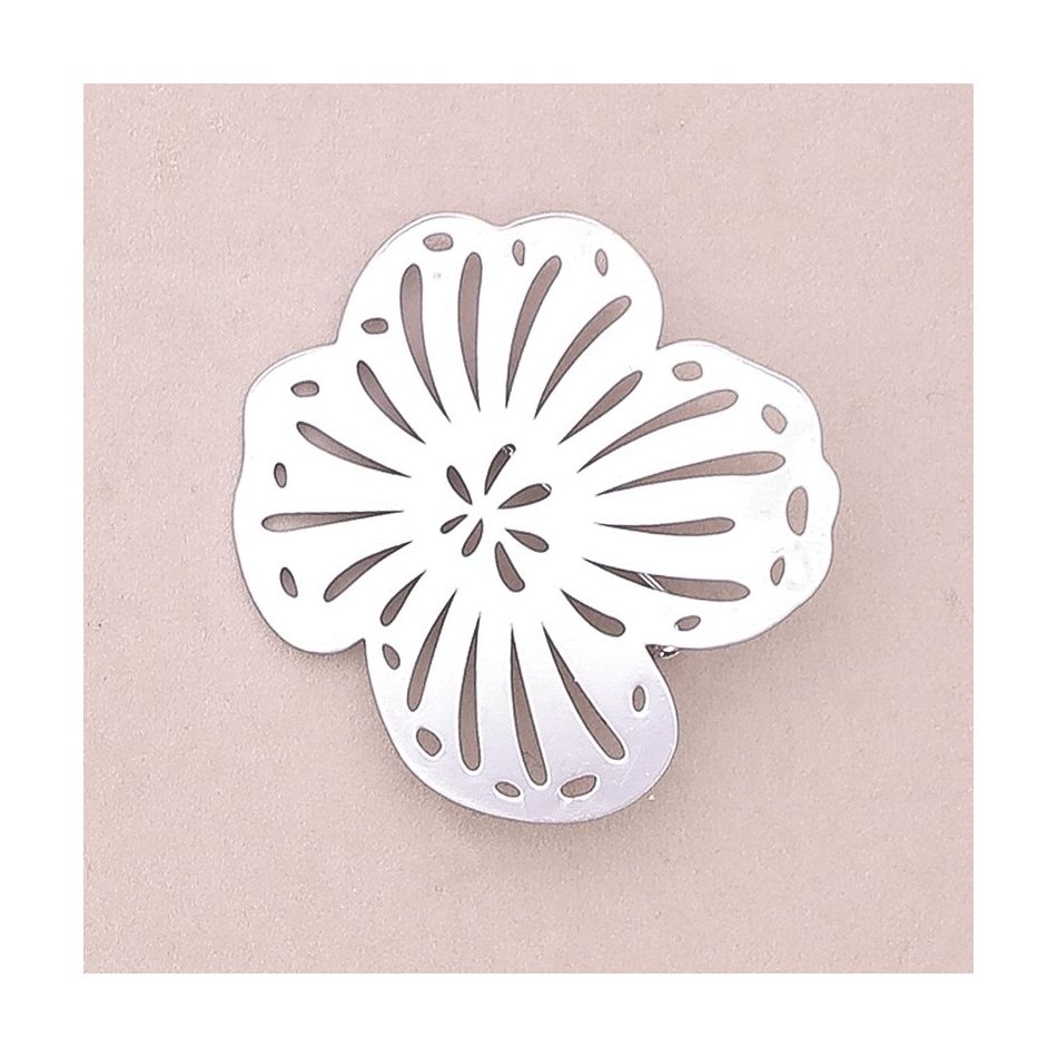 METAL OPENWORK FLOWER BROOCH