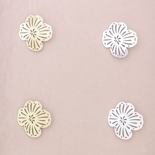BROCHE FLOR CALADA METAL