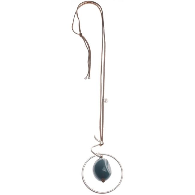 COLLAR LARGO COLGANTE METAL RESINA