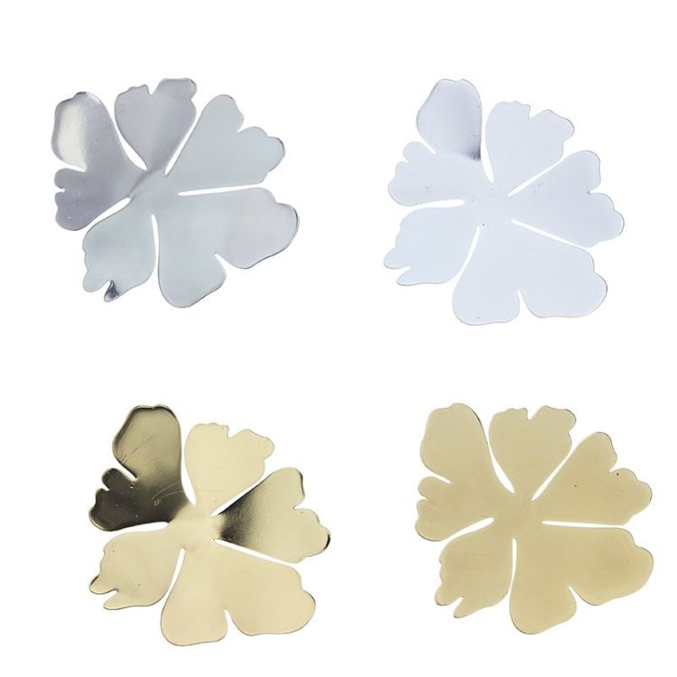 METAL FLOWER BROOCH 2