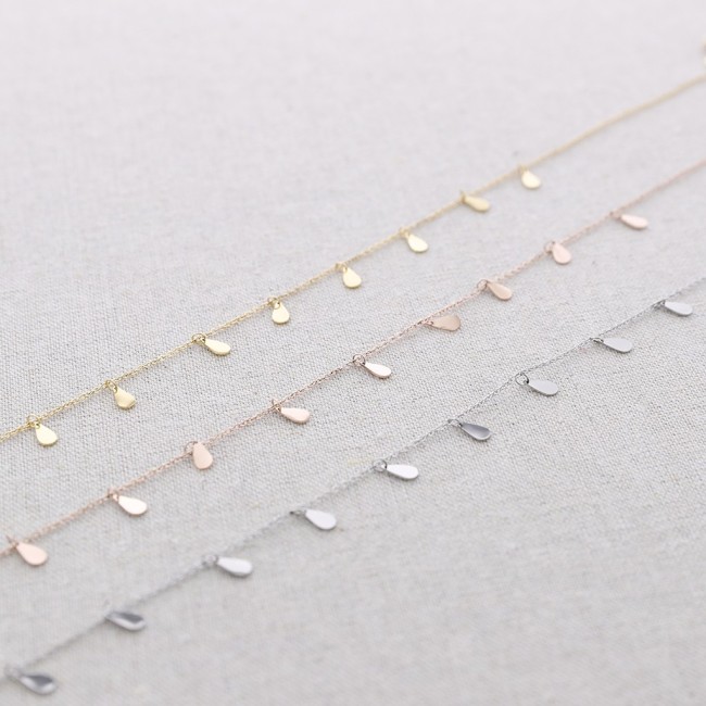 STEEL SHORT NECKLACE PENDANT WITH MEDALS