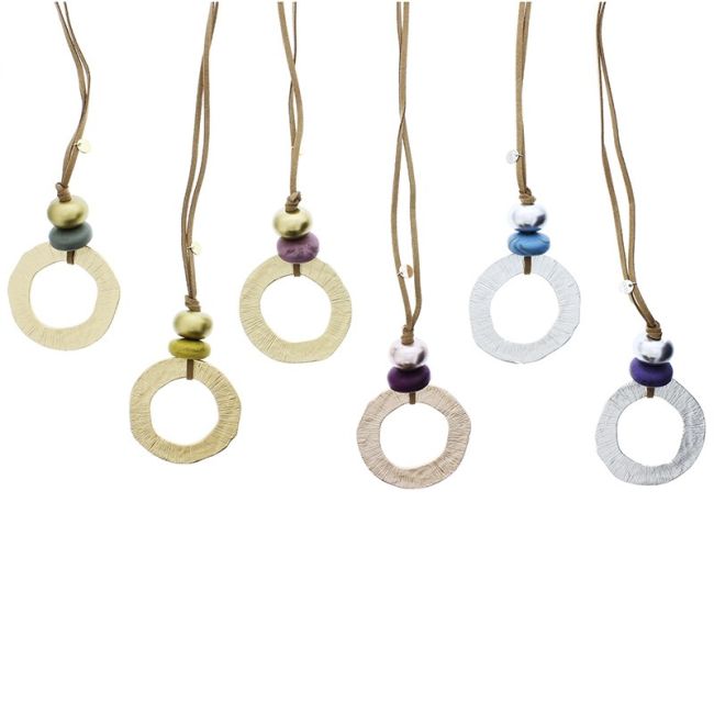 LONG NECKLACE WITH METAL RING PENDANT