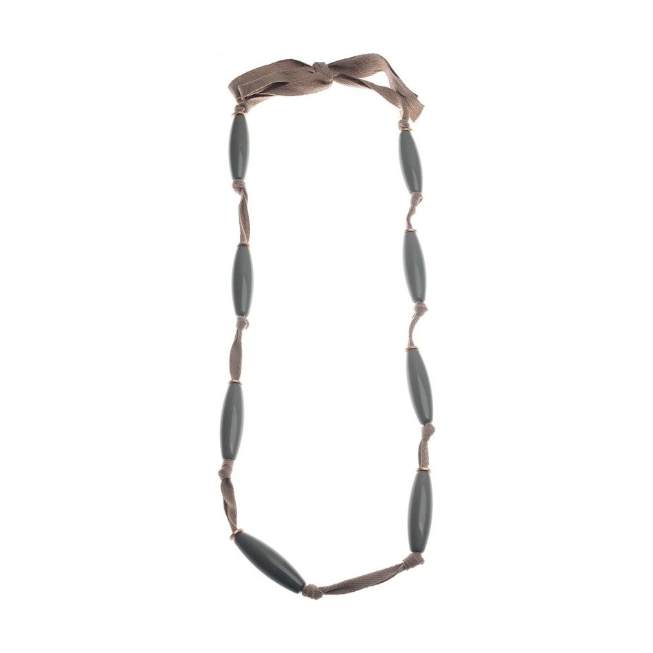 COLLAR LARGO CUENTAS RESINA