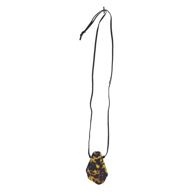 COLLAR LARGO COLGANTE ESTAMPADO FORMA GEOMÉTRICA RESINA