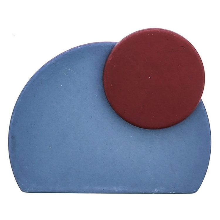 BROCHE FORMA GEOMÉTRICA RESINA