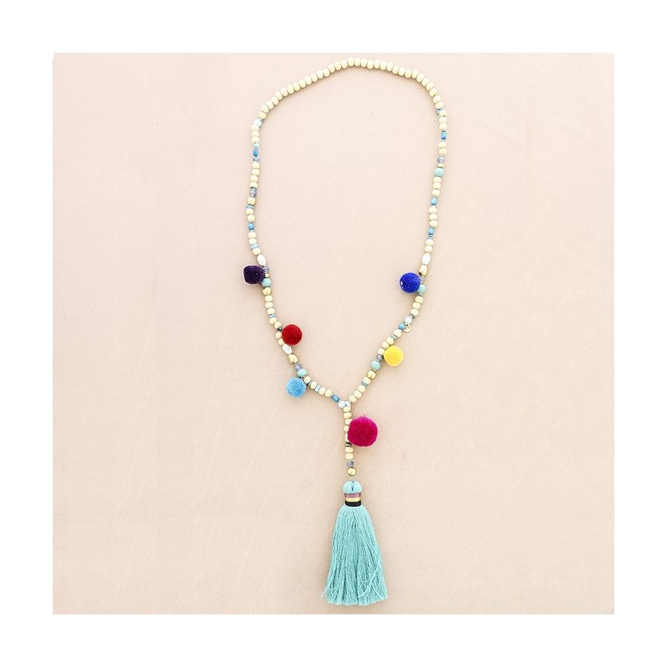 COLLAR LARGO CUENTAS MADERA POMPONES FLECO