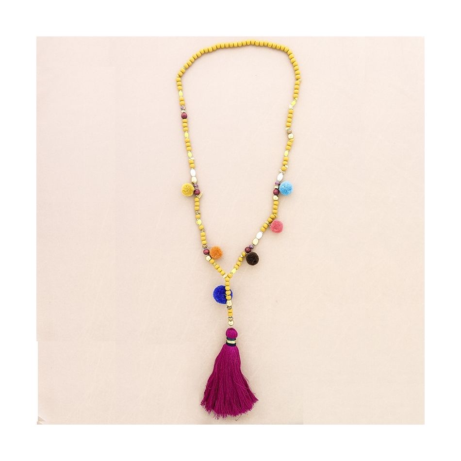 COLLAR LARGO CUENTAS MADERA POMPONES FLECO