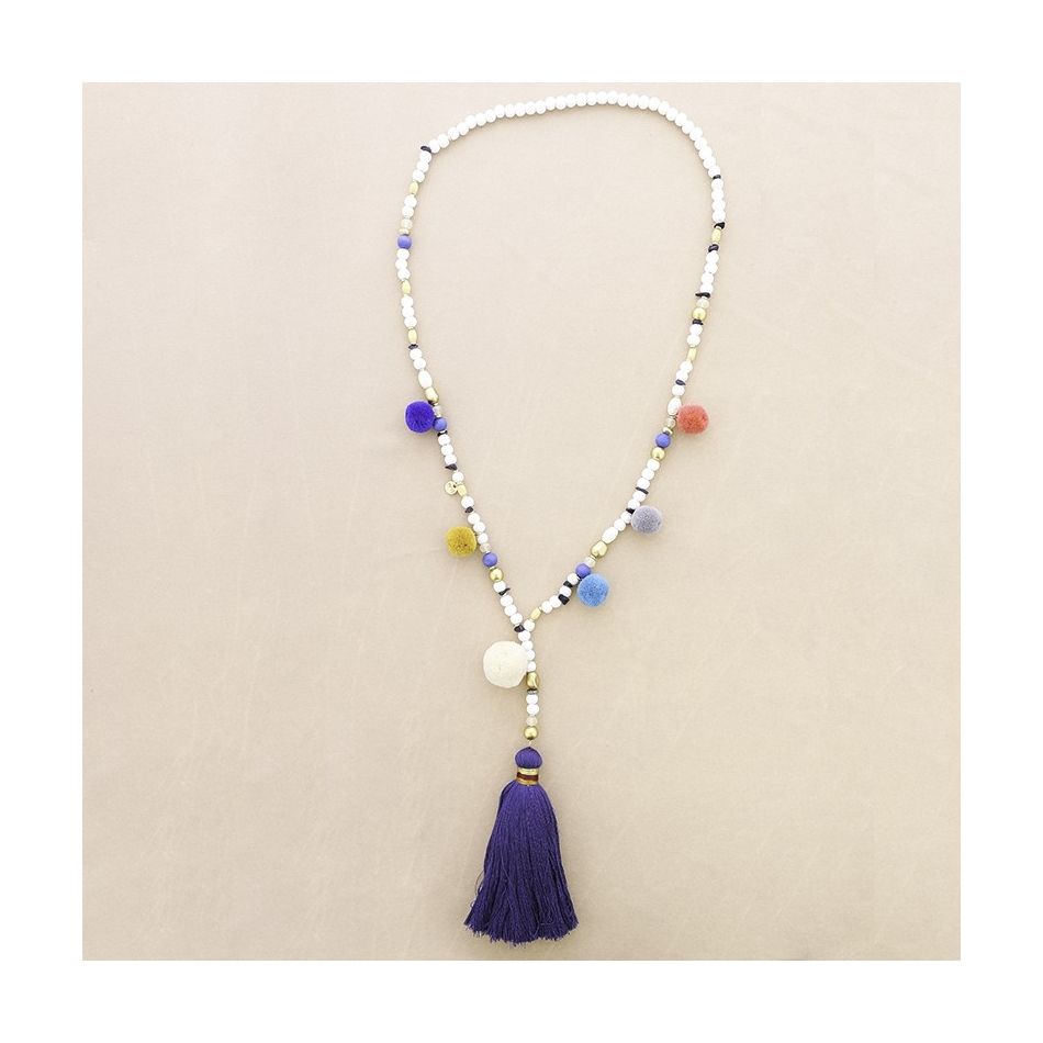 COLLAR LARGO CUENTAS MADERA POMPONES FLECO