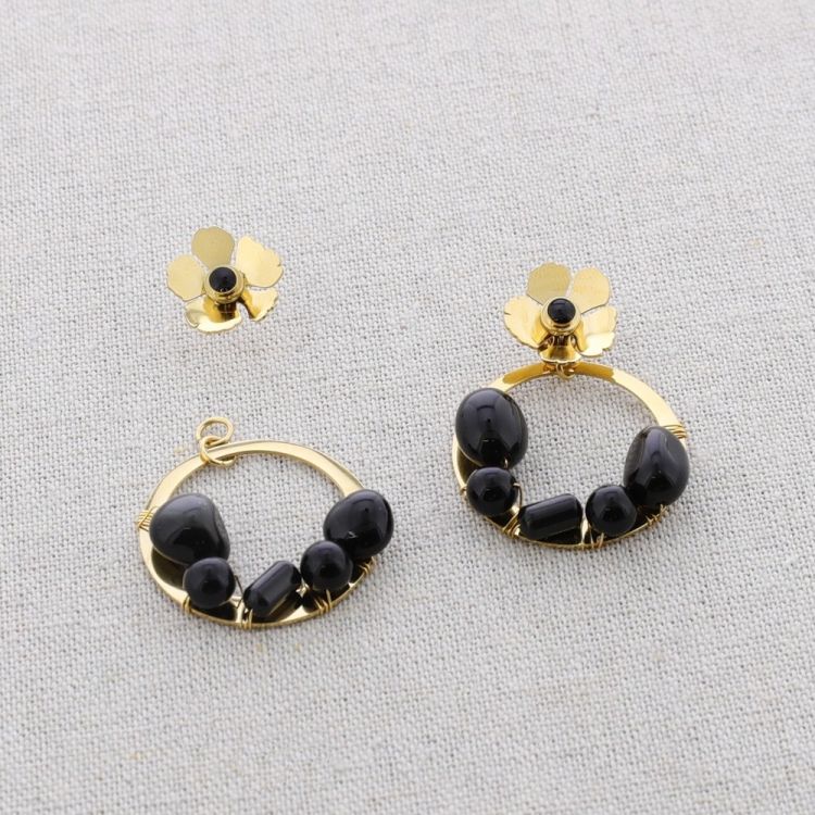 STONE FLOWER HOOP STEEL EARRINGS 2