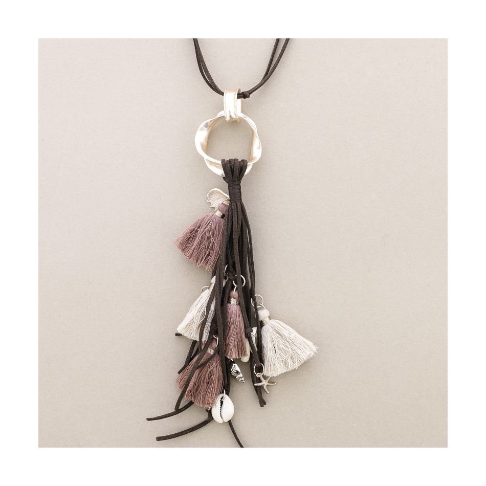 COLLAR LARGO COLGANTE ANILLA METAL FLECOS