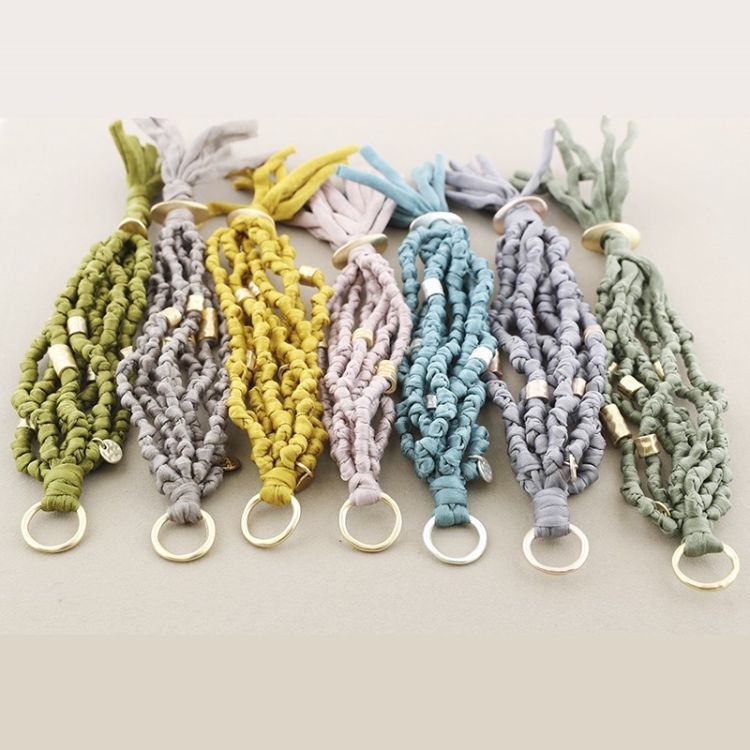 KNOTTED FABRIC BRACELET 8 STRIPS 2
