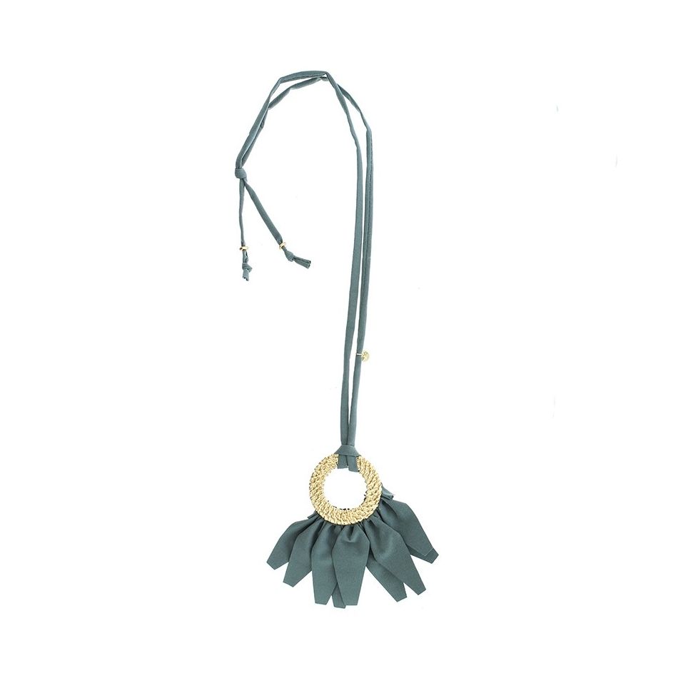 COLLAR LARGO COLGANTE TELA ANILLA METAL