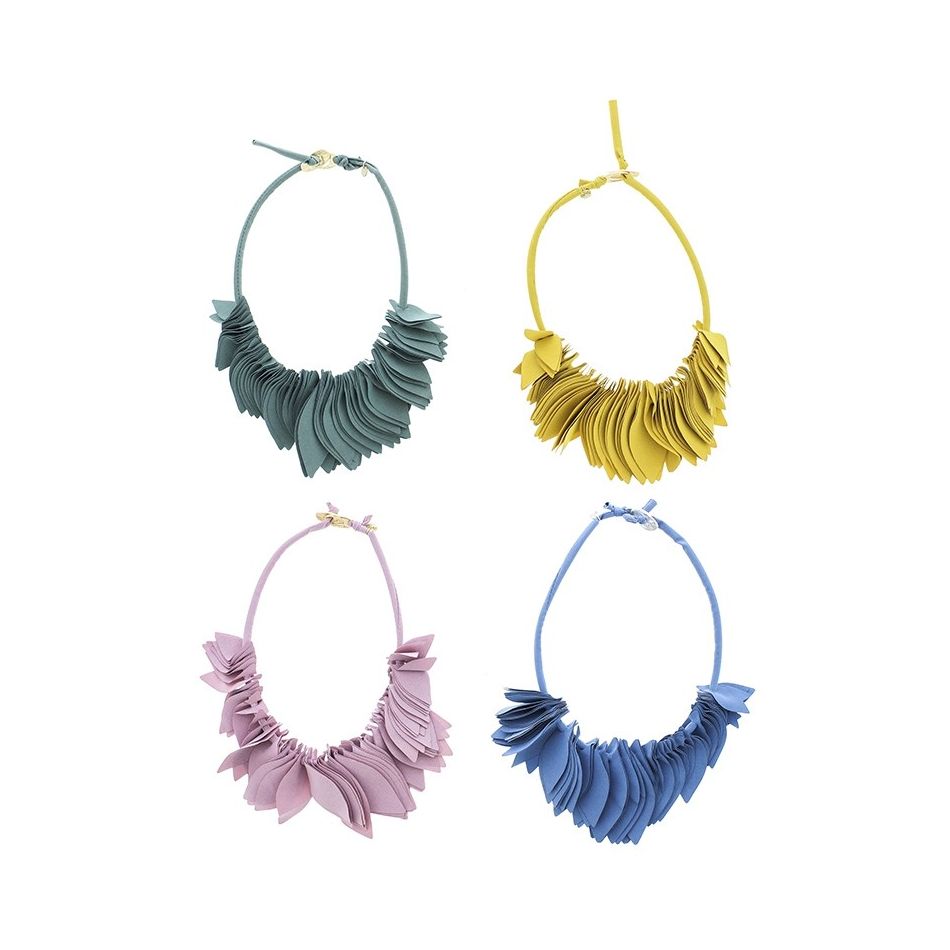 FABRIC LEAVES SHORT NECKLACE