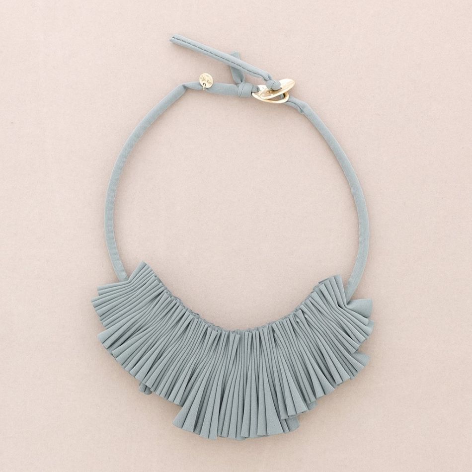 FABRIC FAN SHORT NECKLACE