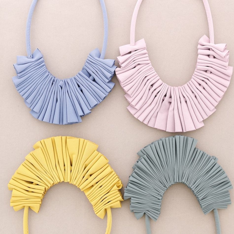 FABRIC FAN SHORT NECKLACE