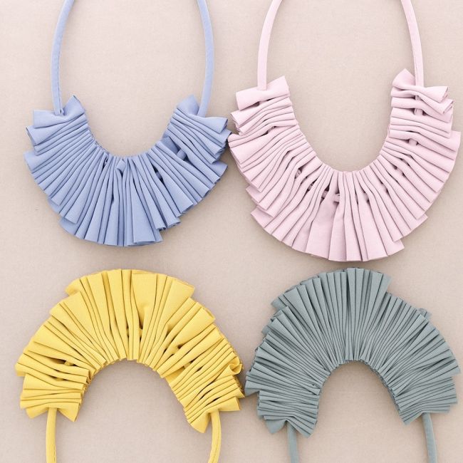 FABRIC FAN SHORT NECKLACE