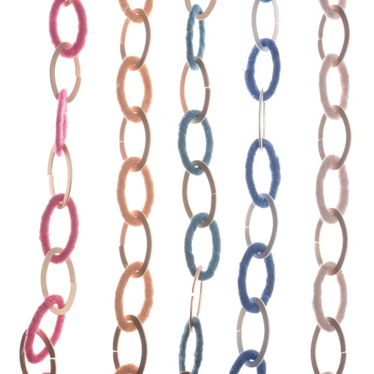 LONG FABRIC METAL LINK NECKLACE 2