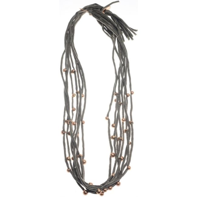 COLLAR LARGOTUBOS TELA BOLAS ACABADO METAL