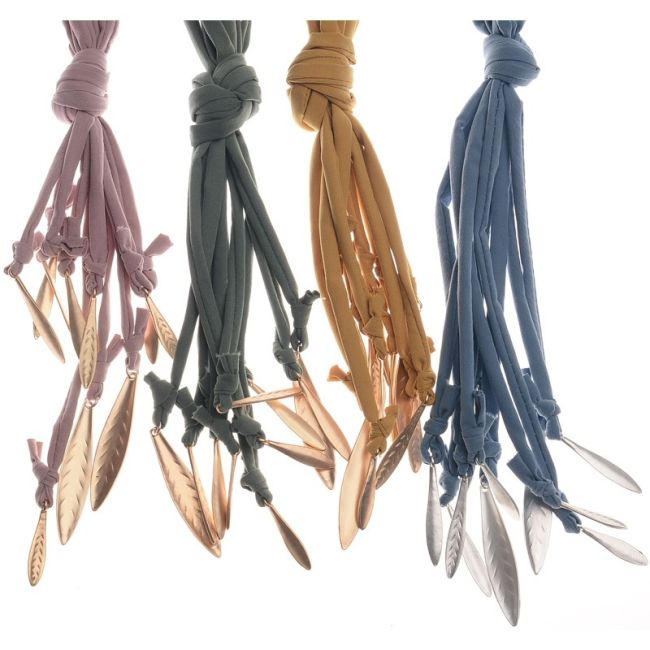LONG METAL PENDANT NECKLACE