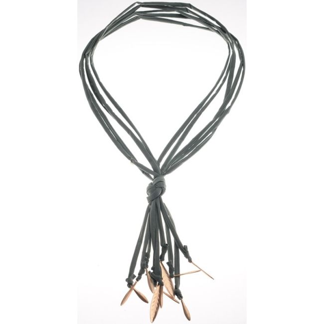LONG METAL PENDANT NECKLACE