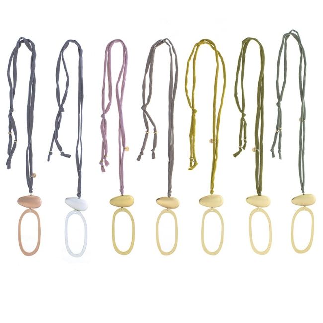 COLLAR LARGO COLGANTE ANILLA METAL