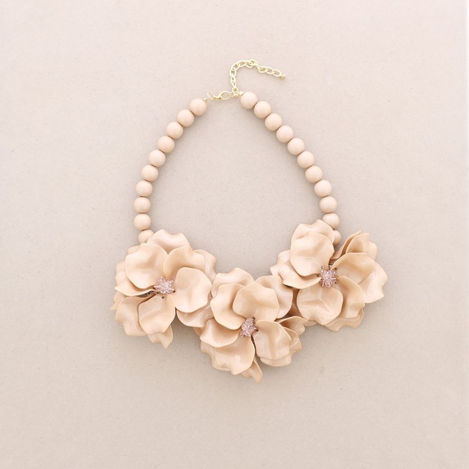 GARGANTILLA TRIPLE FLOR CUENTAS