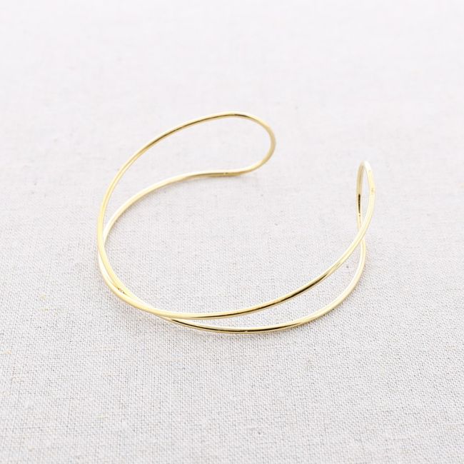 TWO CROSSED STRAPS ADJUSTABLE STEEL ARM CUFF