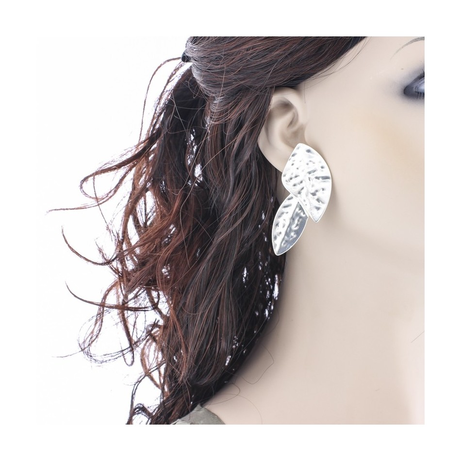 METAL DOUBLE LEAF EARRINGS