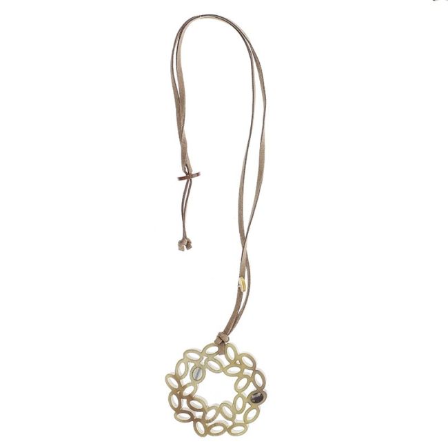 COLLAR LARGO COLGANTE ANILLA IRREGULAR RESINA
