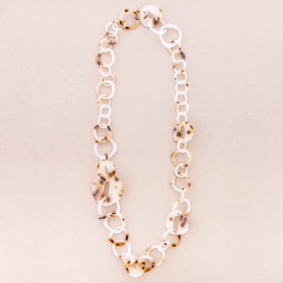 LONG RESIN LINK NECKLACE