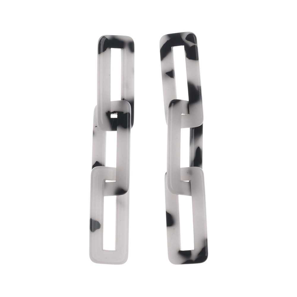 TRIPLE LINK RESIN EARRINGS