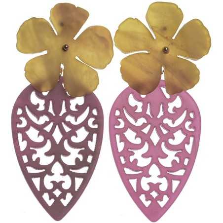 PENDANT FLOWER EARRINGS IN FRETWORK RESIN