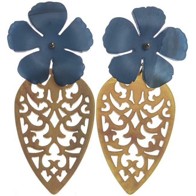 PENDANT FLOWER EARRINGS IN FRETWORK RESIN