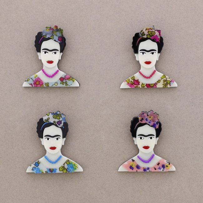 FRIDA RESIN BROOCH