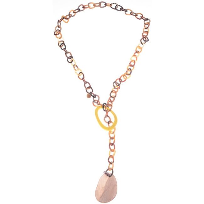 COLLAR LARGO EXTREMOS CUENTAS RESINA