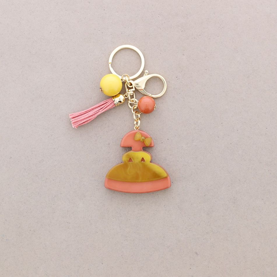 MENINA DOUBLE LAYER RESIN KEYCHAIN